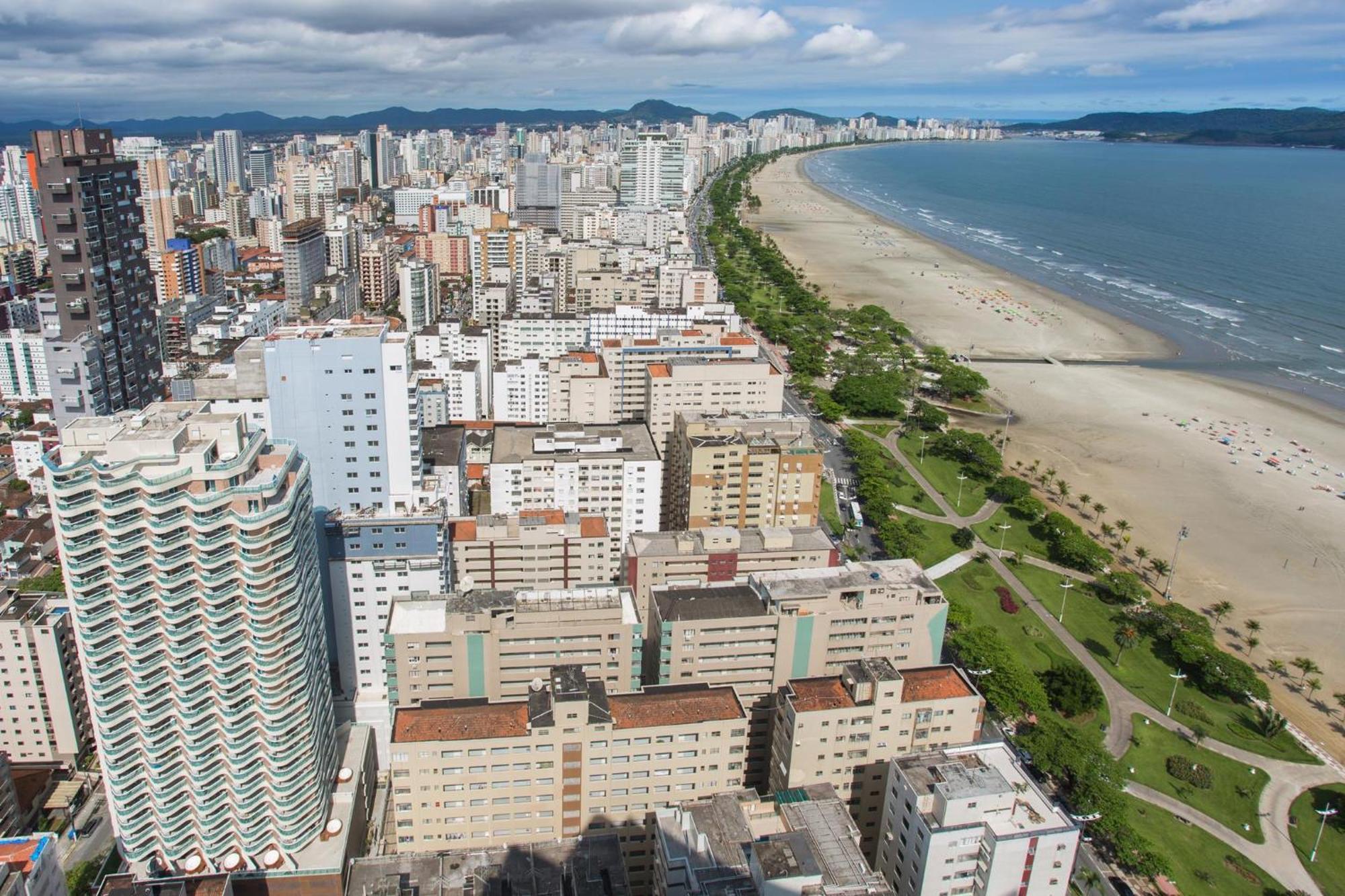 Apartamento Estanconfor 3 - Ac Garagem Arrumacao Sacada Fechada Santos (Sao Paulo)